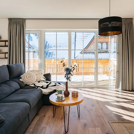 Dom Jarosze Ii - Loftaffair بيت للعطل *